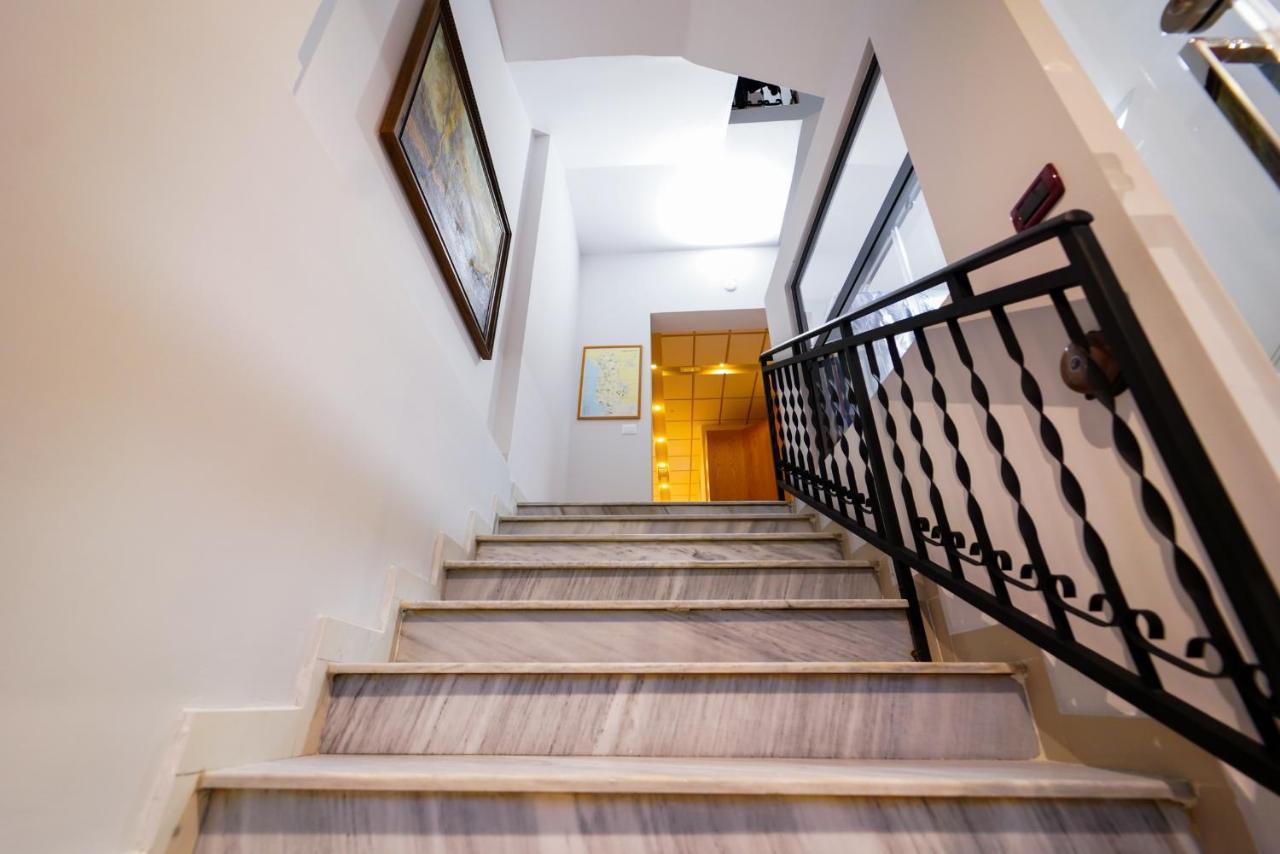 Sr99 Hotel Tirana Exteriér fotografie