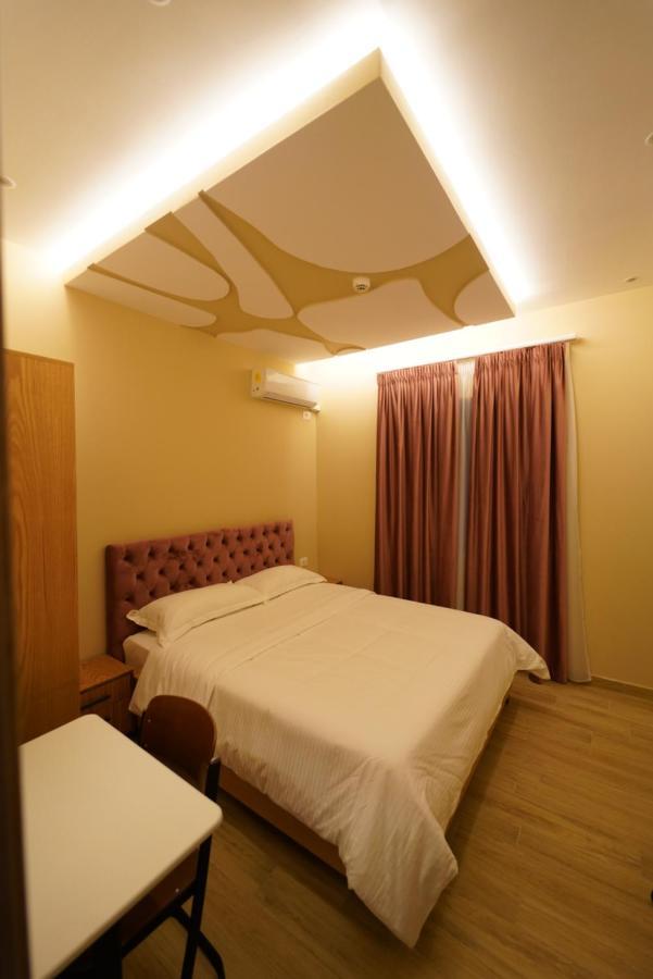 Sr99 Hotel Tirana Exteriér fotografie
