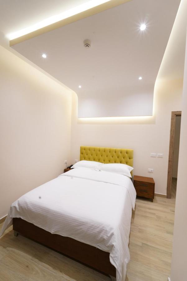 Sr99 Hotel Tirana Exteriér fotografie